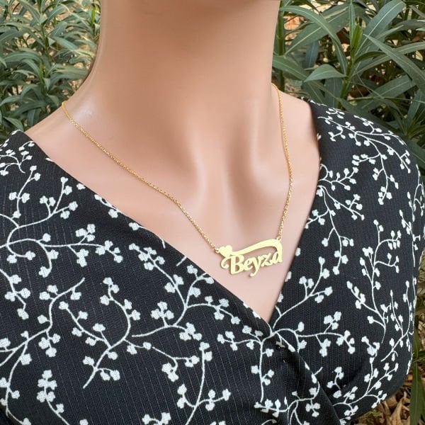 Gümüş Kişiye Özel Tasarım Kalpli İsimli Kolye