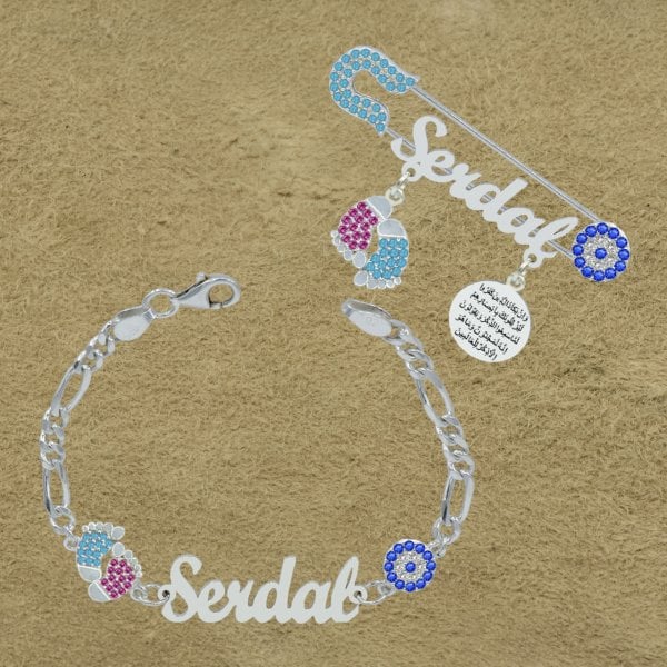 Gümüş Patikli İsimli Bebek İğnesi Künyesi