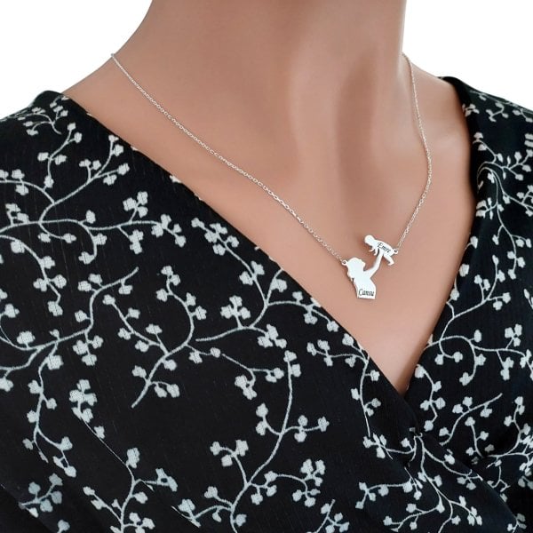 Gümüş Özel Tasarım Anne Bebek İsimli Kolye