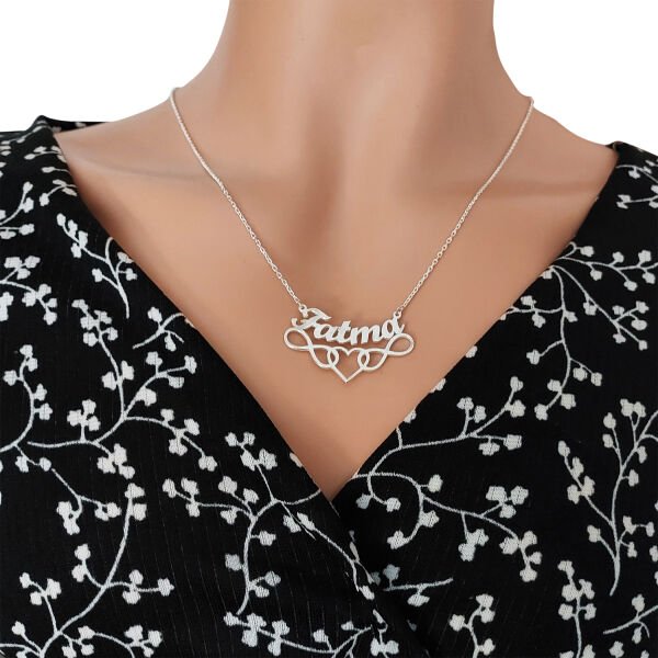 Gümüş Kalpli İsimli Kolye