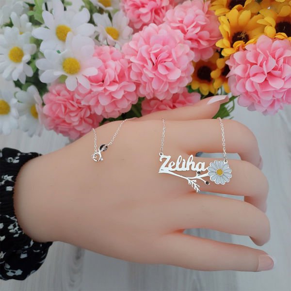 Gümüş Papatya İsimli Kolye