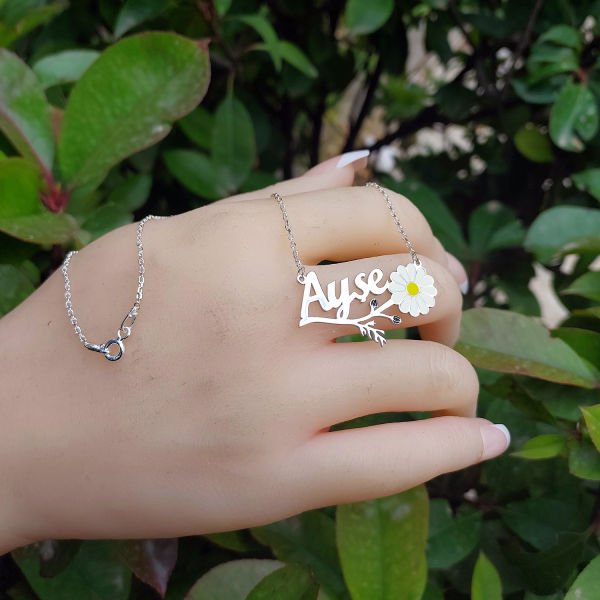 Gümüş Papatya İsimli Kolye