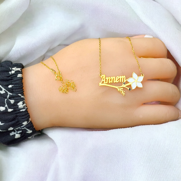 Gümüş Papatya İsimli Kolye