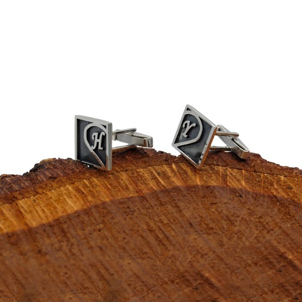 Gümüş Plaka Kalpli Harfli Kol Düğmesi