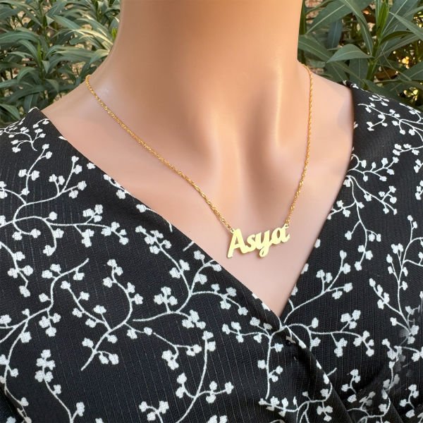 Gümüş Kişiye Özel Sade İsimli Kolye