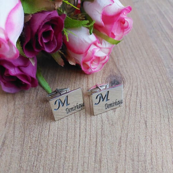 Gümüş Kare Plaka İsimli Kol Düğmesi