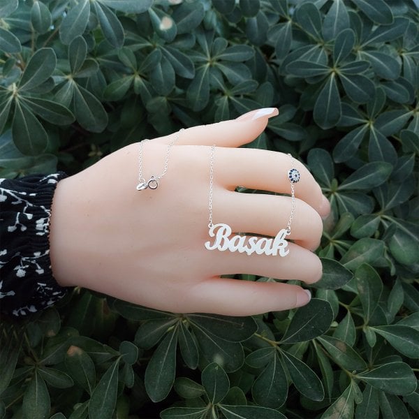 Gümüş Nazarlıklı İsimli Kolye