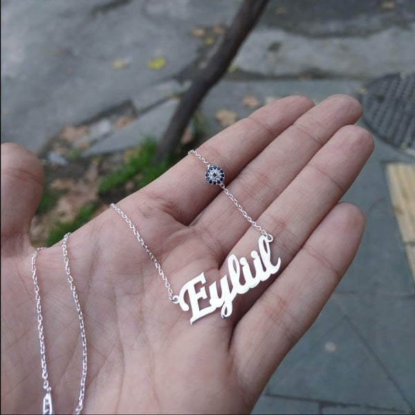 Gümüş Nazarlıklı İsimli Kolye