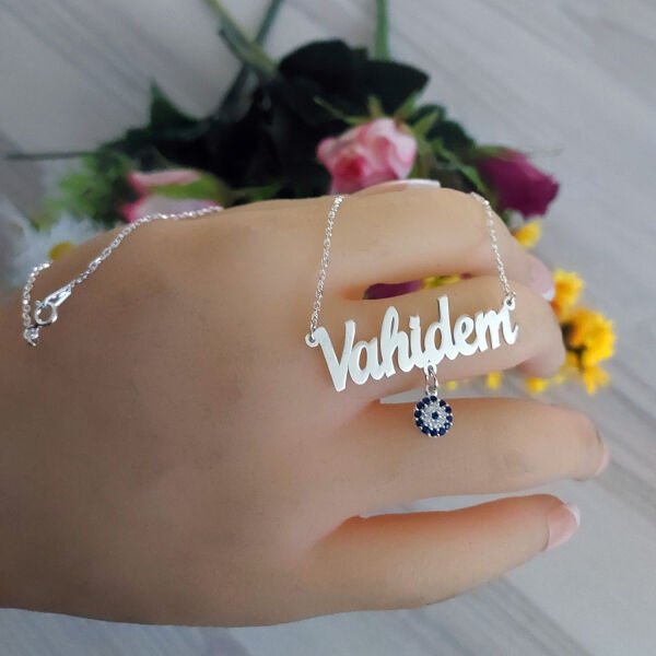Gümüş Nazar Boncuk Sallantılı İsimli Kolye