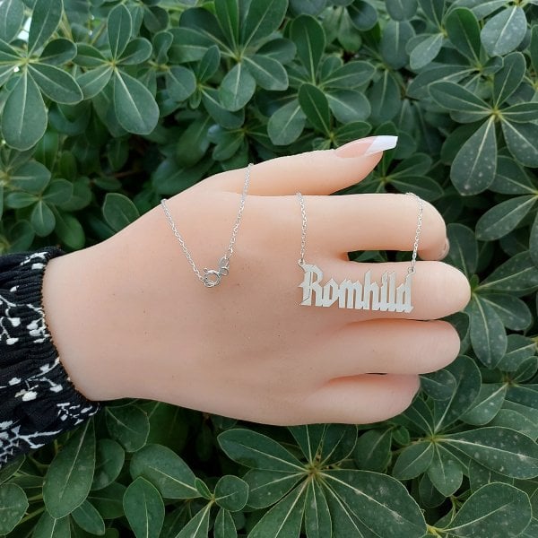 Gümüş Özel Tasarım İsimli Kolye