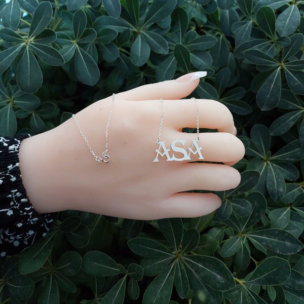 Gümüş Kişiye Özel İsimli Kolye