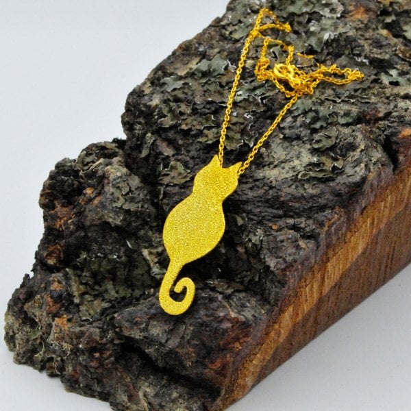 Gümüş Lazer İşlemeli Kedi Kolye