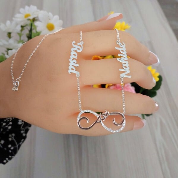 Gümüş Aşk Yazılı Sonsuzluk 2 İsimli Aile Kolyesi