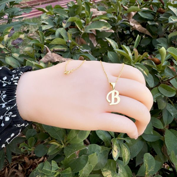 Gümüş Kişiye Özel Tasarım Taşsız Harfli Kolye