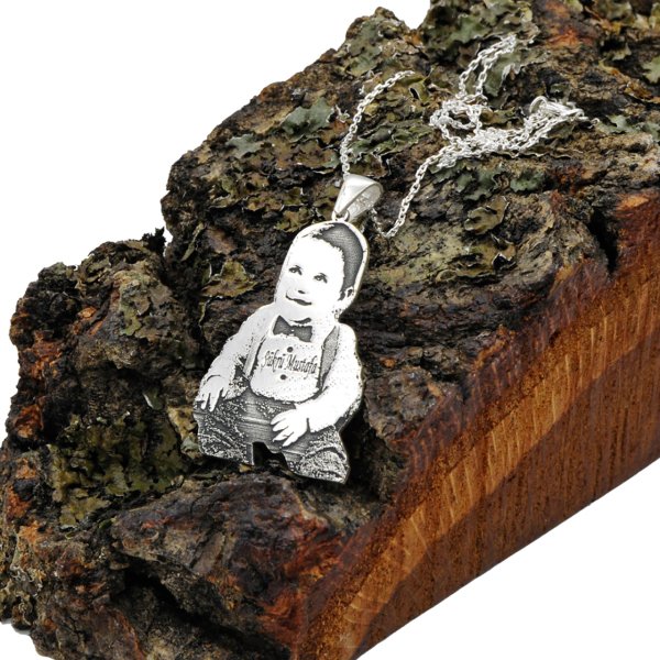 Gümüş Resim İşlemeli Kolye