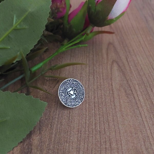 Gümüş Özel Tasarım Nazar Dualı İsimli Yaka Rozeti