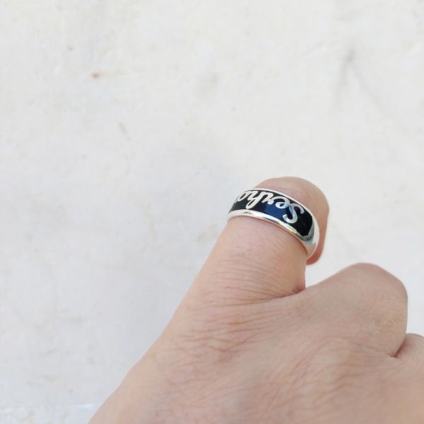 Gümüş Kişiye Özel Tasarım Mineli İsimli Yüzük