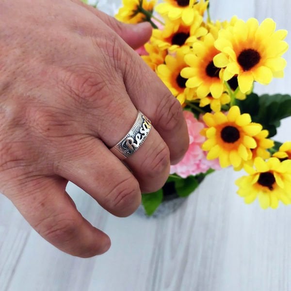 Gümüş Özel Tasarım Desenli İsimli Yüzük