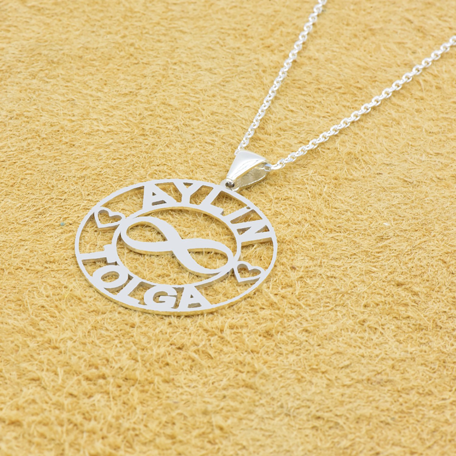 Gümüş Halka İsimli Kolye