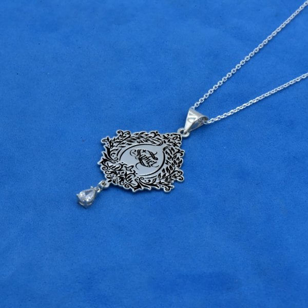 Gümüş Hat Sanatı Yazılı İsimli Kolye