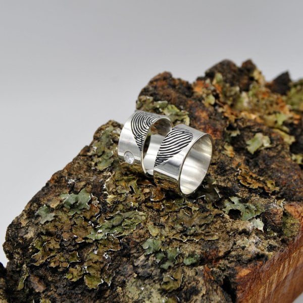 Gümüş Parmak İzi Kalpli Çift Alyans