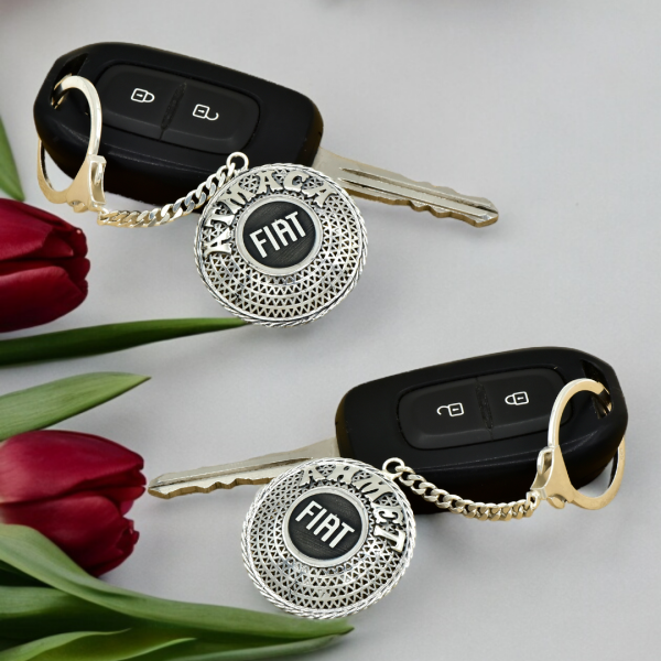 Gümüş Fiat Logolu Telkari İsimli Anahtarlık