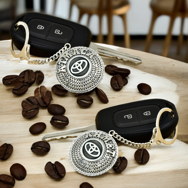 Gümüş Toyota Logolu Telkari İsimli Anahtarlık