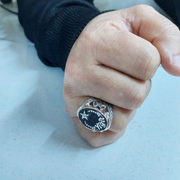 Gümüş Ayyıldız Tasarım Mineli İsimli Erkek Yüzük