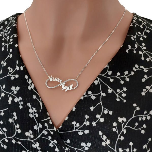 Gümüş Taşlı Sonsuzluk İsimli Kolye