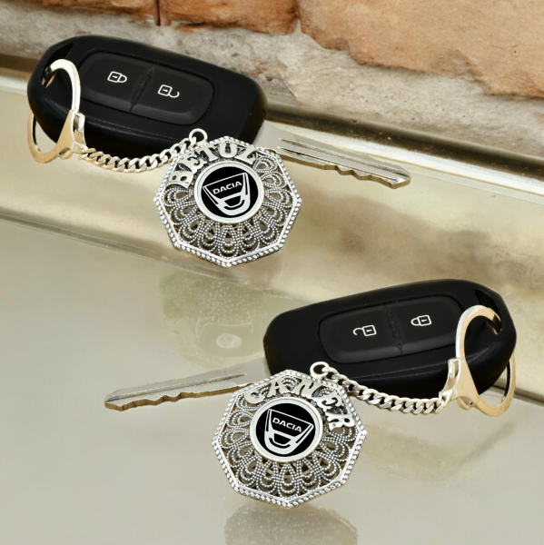 Gümüş Dacia Logolu Telkari İsimli Anahtarlık