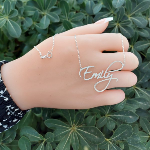 Gümüş El Yazısı İsimli Kolye