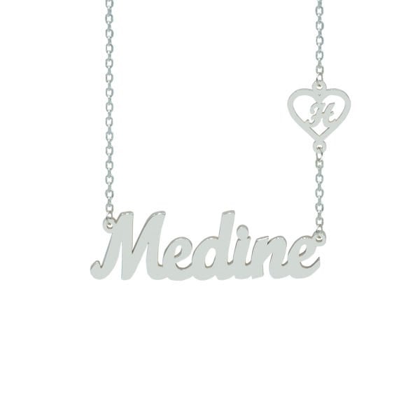 Gümüş Kalpli Harfli İsim Yazılı Kolye