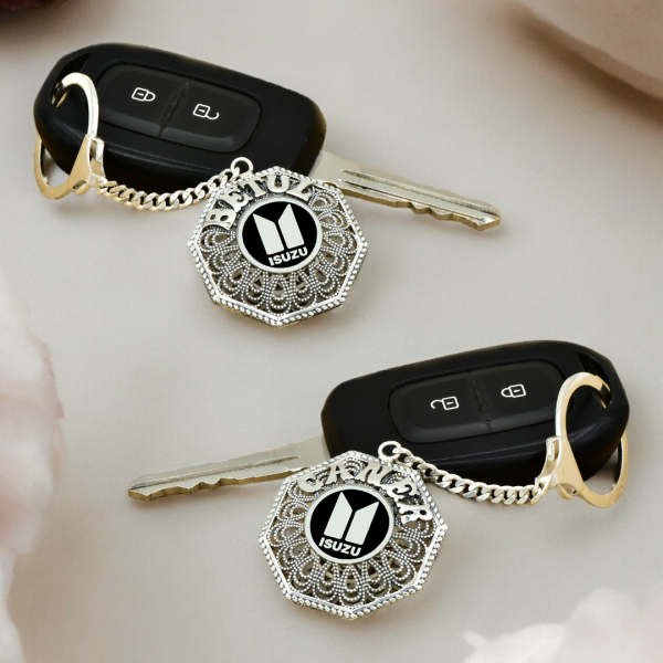 Gümüş Isuzu Logolu Telkari İsimli Anahtarlık