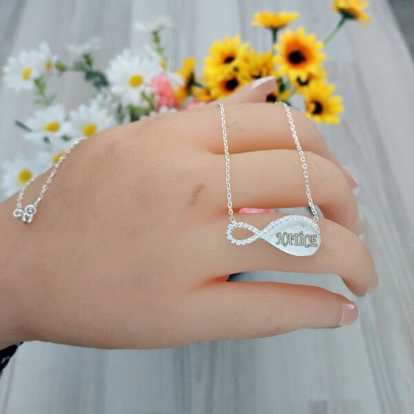 Gümüş Özel Tasarım Taşlı Sonsuzluk İsimli Kolye
