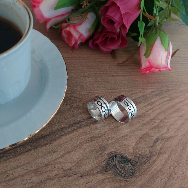 Gümüş Sonsuzluk İsimli Çift Alyans