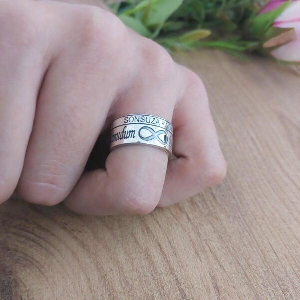 Gümüş İsimli Çift Yüzük