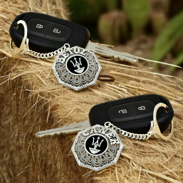 Gümüş Maserati Logolu Telkari İsimli Anahtarlık