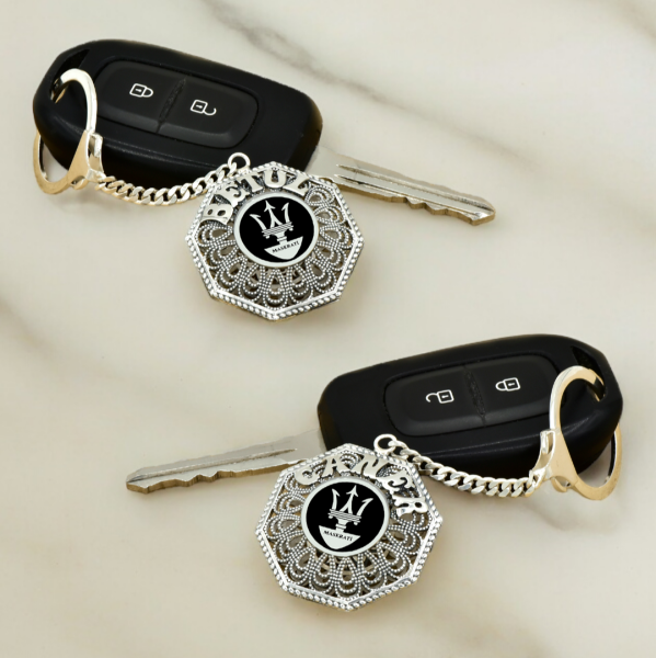 Gümüş Maserati Logolu Telkari İsimli Anahtarlık