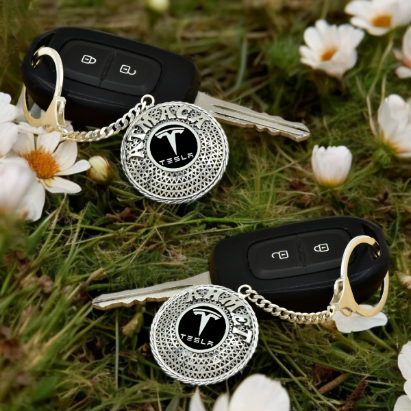 Gümüş Tesla Armalı Telkari İsimli Anahtarlık