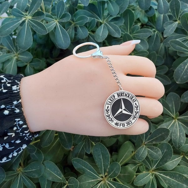 Gümüş İsimli Mercedes Logolu Anahtarlık