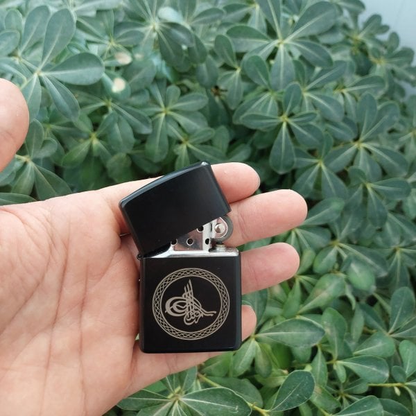 Metal İsimli Tuğra Logolu Çakmak