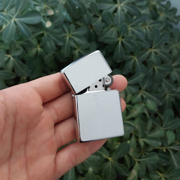 Metal Hediyelik Parlak Çakmak