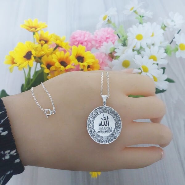Gümüş Ayetel Kürsü Yazılı Bayan Kolye