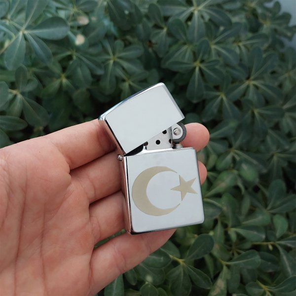 Metal Ayyıldız İşlemeli İsimli Çakmak