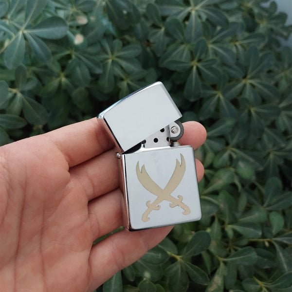 Metal İsimli Zülfikar Kılıçlı Çakmak