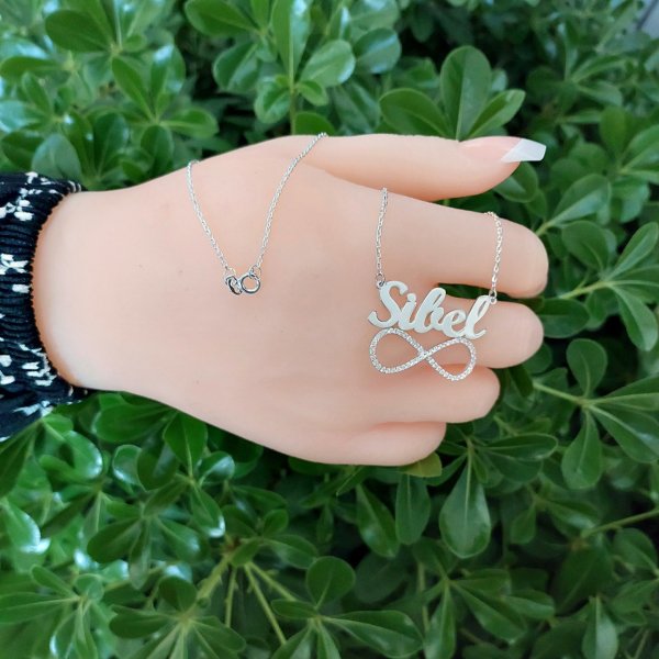 Gümüş Taşlı Sonsuzluk Üstü İsimli Kolye