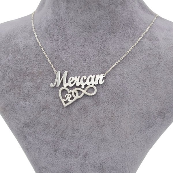 Gümüş Taşlı Kalpli Sonsuzluk Üstü İsimli Kolye