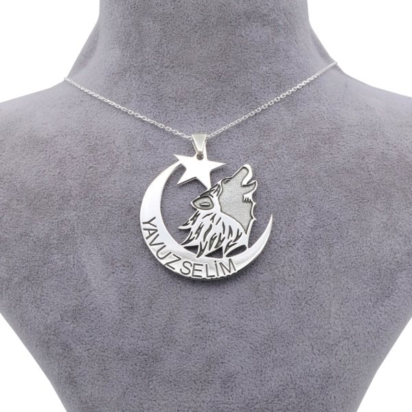 Gümüş Ay Yıldız Kurtlu İsimli Kolye