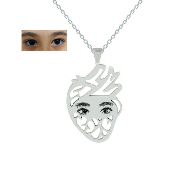 Gümüş Kalp Temalı Göz Çizimli Kolye
