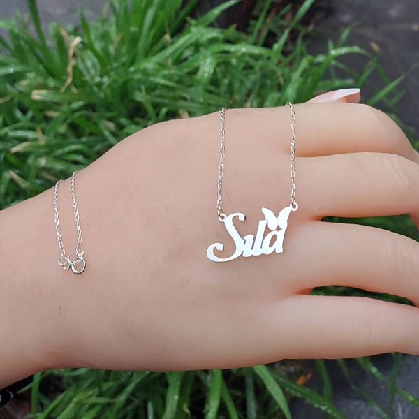 Gümüş Kelebek İsimli Kolye